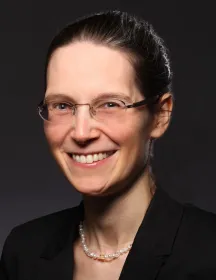 Profin. Dr. Nicola von Harenne